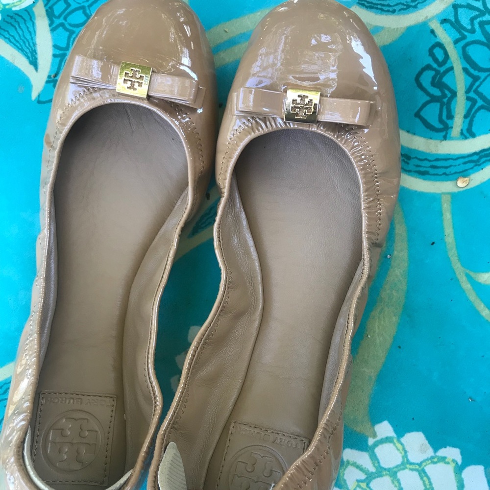 Tory Burch size 11m Eddie logo patent leather